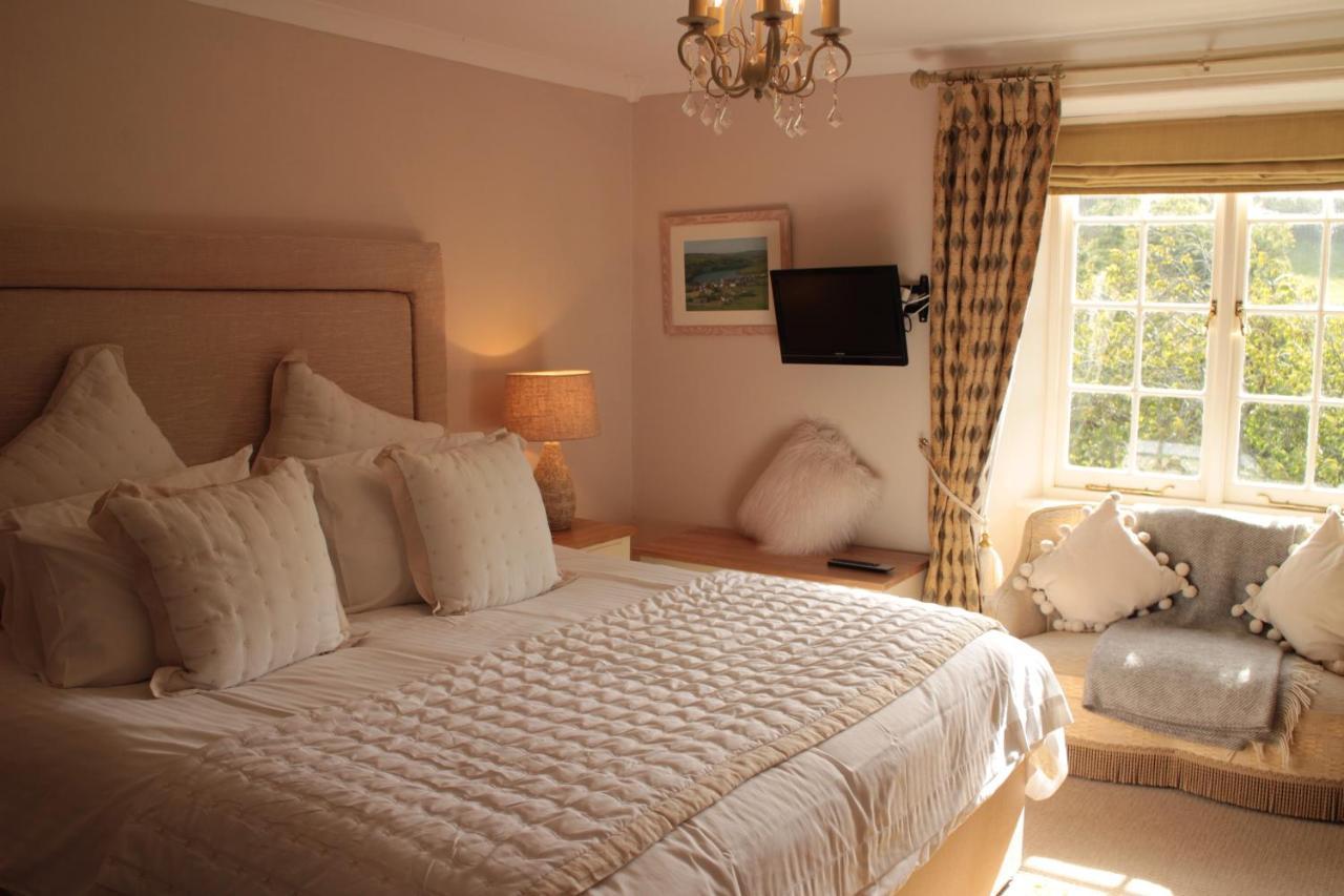 Court Barton Farm Bed & Breakfast Aveton Gifford Exterior photo